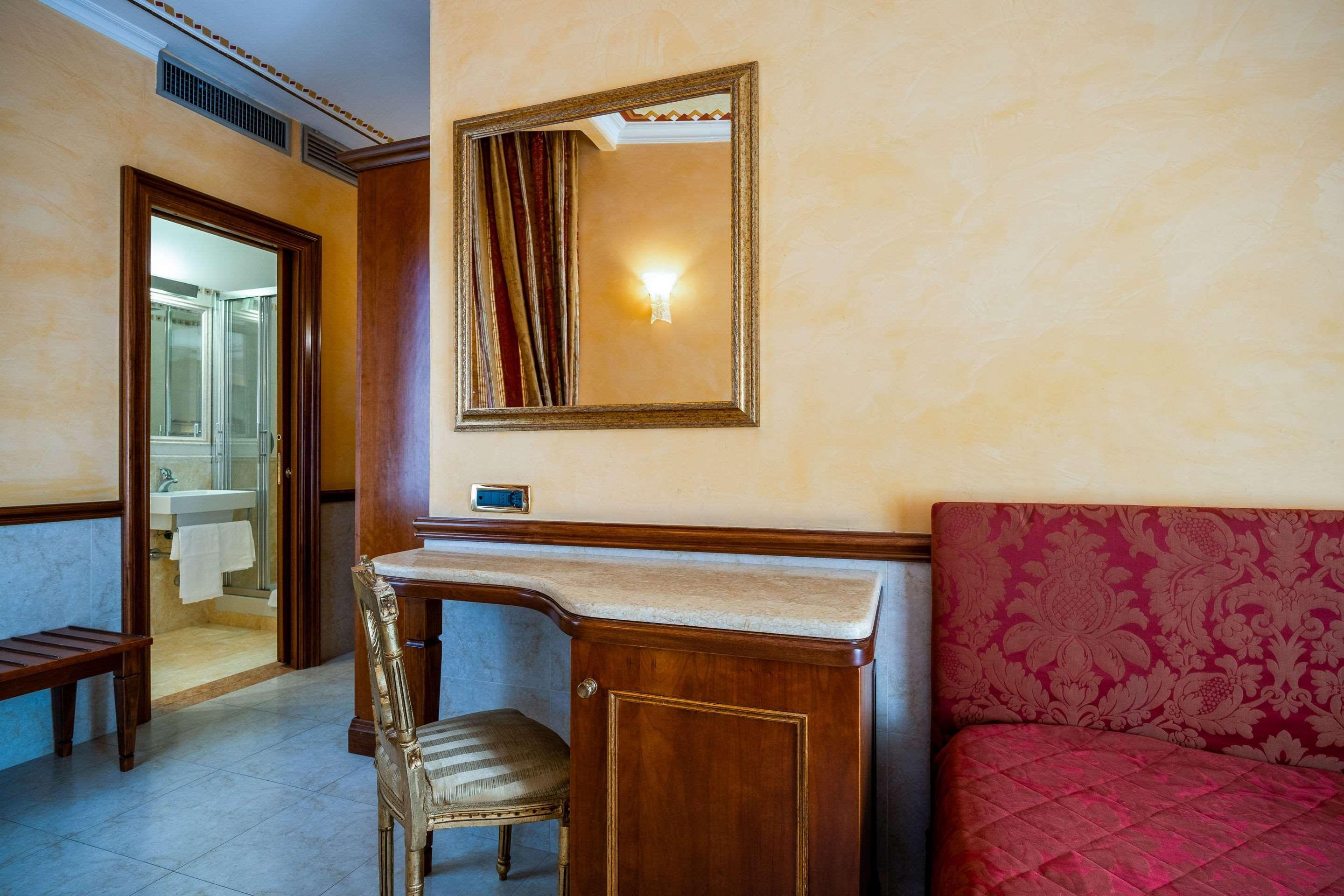 Hotel Principessa Isabella Rome Extérieur photo